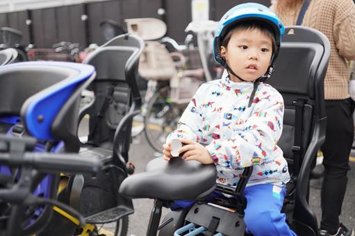 24インチ電動自転車：子供乗せの安全性